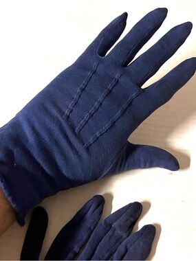 Vintage dark blue gloves - unknown brand